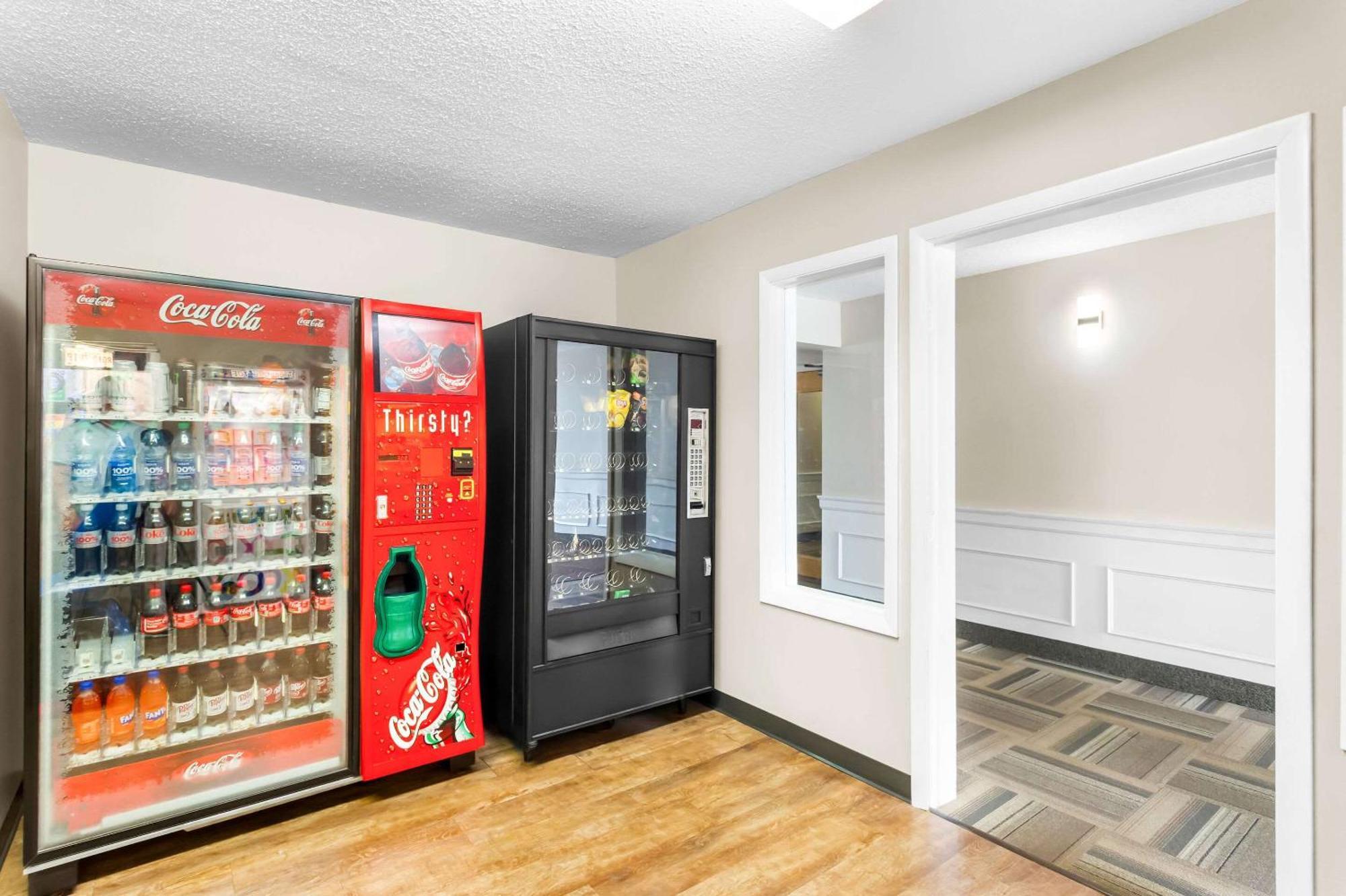 Quality Inn & Suites Gorham Exterior foto