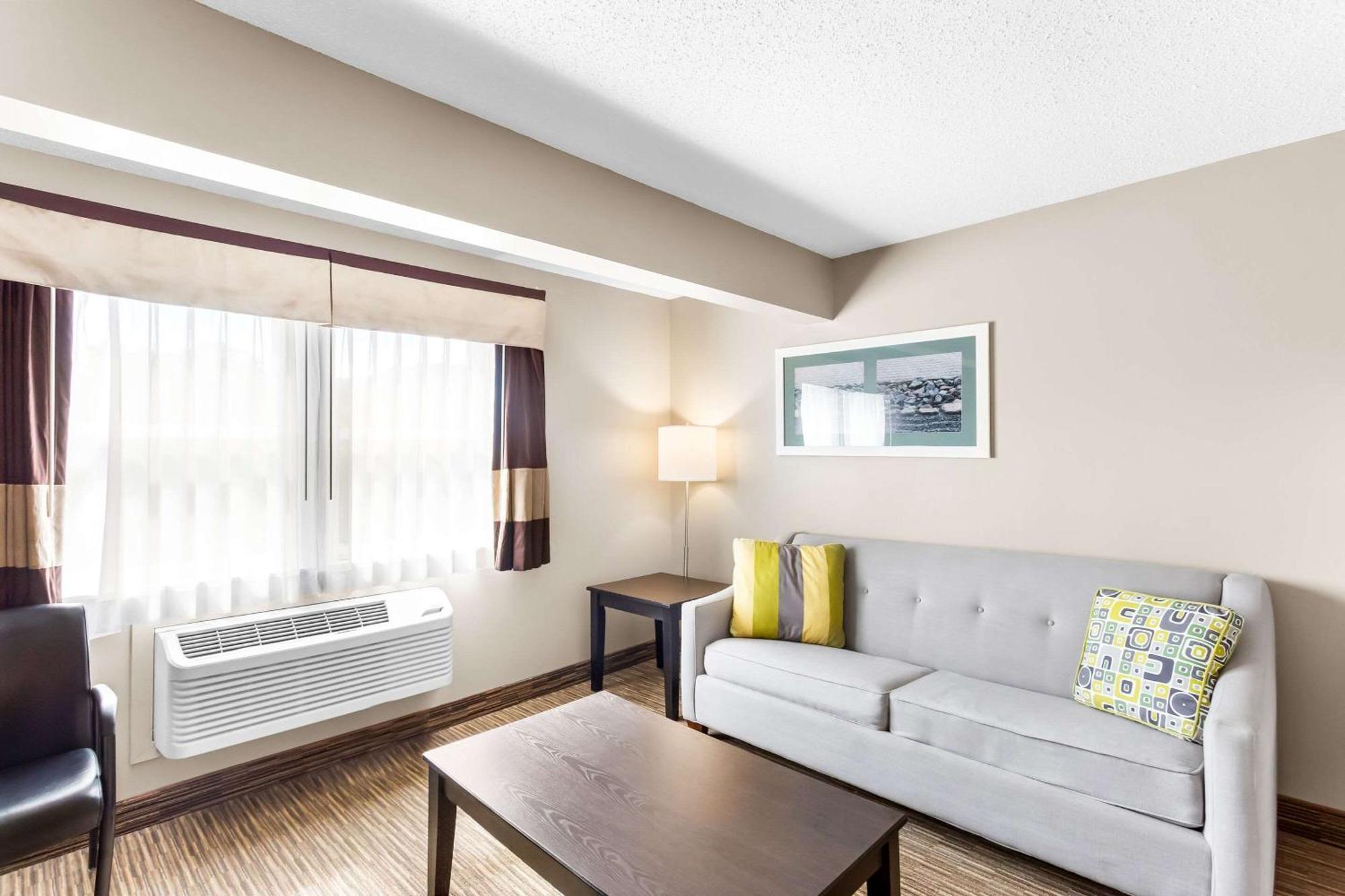 Quality Inn & Suites Gorham Exterior foto